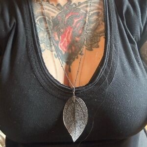 Must bundle! 3 for $10 or 4 for $15  Silver Leaf Pendant Necklace